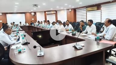 कोडरमा: समाहरणालय में जिला स्तरीय विशेष बैंकर्स परामर्शदात्री समिति की बैठक संपन्न, कई दिशा-निर्देश जारी