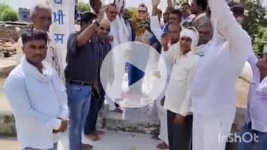 श्योपुर: विधायक के नेतृत्व में दूसरे दिन हुआ संविधान सत्याग्रह, ढोढर ब्लॉक के माधो का डेरा में हुई परिचर्चा