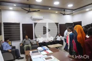 श्योपुर: उतनवाड बस्ती में अधूरा विद्युत लाइन कार्य, पूर्व विधायक के साथ कलेक्टर के पास पहुंचे ग्रामीण, कलेक्टर ने दिए निर्देश