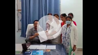 सुपौल: बिहार: संविदागत अरबन 865 एएनएम संघर्ष समिति के बैनर तले 8 एएनएम कर्मियों ने विभिन्न समस्याओं को लेकर किया प्रदर्शन