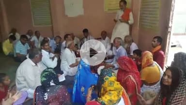 पोरसा: विश्व शांति के लिए भगवान गोवर्धन गिर्राजी मंदिर में सैकड़ों लोगों ने किया संगीतमय सुंदरकांड पाठ