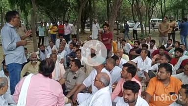 बागपत: नाबालिक लड़की लापता, पुलिस पर लापरवाही का आरोप लगाते हुए ब्राह्मण समाज ने कलेक्ट पर किया प्रदर्शन