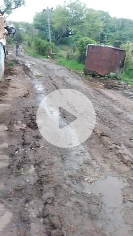 rate chalte Karan road per se chalte nahin ban raha hai kripya kar jaldi se jaldi action len bahut tahsil udaipura jila