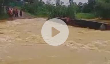 ବଣେଇ: ବାନ୍ଧୁପଡ଼ା ଗାଁ ପୁରୁଣାପାଣି ନାଳରେ ଓଲଟିଲା ଟ୍ରକ, ଚାଳକ ଓ ସହଯୋଗୀ ସୁରକ୍ଷିତ