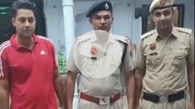 लोहारू: डिटेक्टिव स्टाफ लोहारू ने अवैध हथियार के साथ एक आरोपी को पकड़ा, एक देशी पिस्तौल बरामद