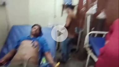 नौगावां सादात: नौगांवा के मोहल्ला कट कुई में बिजली पोल में उतर करंट से युवक झुलसा, हालत गंभीर, डॉक्टर ने किया रेफर