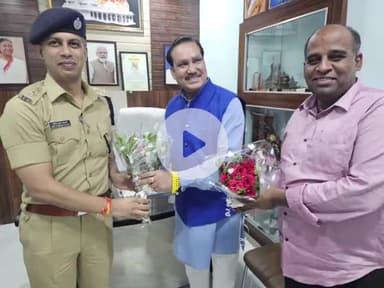 सारंगपुर: सारंगपुर सेवा सदन में मंत्री टेटवाल ने कलेक्टर, एसपी व अधिकारियों के साथ बैठक की, सुरक्षा व बारिश पर दिए निर्देश