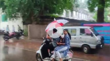 खरगौन: मानसून की पहली बारिश से शहर तरबतर, हजारों क्विंटल मक्का भीगा