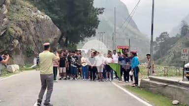 टापरी: किन्नौर पुलिस ने मैराथन दौड़ आयोजित कर लोगों को नशे के प्रति किया जागरूक: SP किन्नौर