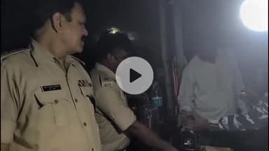 कोडरमा: राज्यव्यापी मादक पदार्थ विरोधी अभियान: झुमरीतिलैया में छापेमारी, शराब और गांजा बरामद