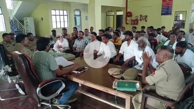 मंझनपुर: मंझनपुर कोतवाली में शांति समिति की बैठक में अमन-चैन की अपील, अफवाह फैलाने वालों पर कड़ी निगरानी रखी जाएगी