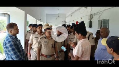 सुपौल: एसपी कार्यालय सुपौल में डीआईजी मनोज कुमार ने लोगों की सुनीं समस्याएं, कार्रवाई का दिया आश्वासन