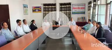 श्योपुर: जिला कोर्ट में प्रीसिटिंग बैठक आयोजित, नेशनल लोक अदालत के बारे में दी गई जानकारी