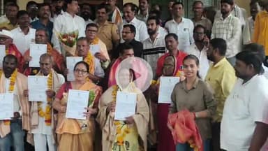 अंबड: अंबड उपविभागीय अधिकारी चव्हाण यांचे उपस्थिती 1975 च्या आणीबाणी वर्षातील सैनिकांचा आ नारायण कुचेंच्या उपस्थिती सत्कार