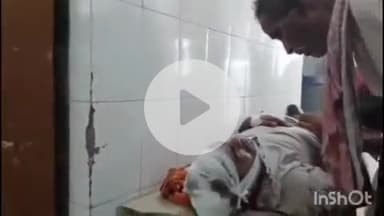 देेेवरिया: देवरिया रेलवे स्टेशन पर बैठने को लेकर हुई मारपीट में एक यात्री घायल, जीआरपी ने कराया उपचार के लिए इमरजेंसी भेजा