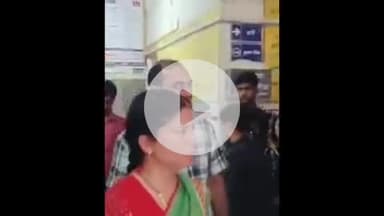 करनैलगंज: महिला आयोग की सदस्य ने करनैलगंज सीएचसी का किया निरीक्षण, परिसर में गंदगी देखकर लगाई फटकार