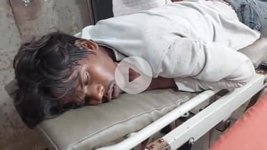 लोहरदगा: आरवन 5: बाइक सवार युवक तेज गति से पेड़ से टकराया, गंभीर रूप से घायल