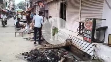 श्योपुर: नगर पालिका का नाला सफाई अभियान शुरू, बारिश में नालों का कचरा सड़कों पर जमा