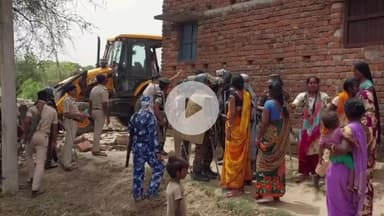 तरारी: तरारी के विभिन्न क्षेत्रों में सरकारी जमीन से अतिक्रमण हटाने का कार्य तेजी से शुरू, कई अधिकारी मौजूद