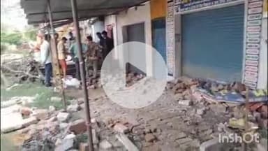 बलरामपुर: परसपुर चौराहे पर पुलिस वाहन की टक्कर से बरामदे में सो रहे एक व्यक्ति की मौत