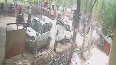 संदेश: बंदोबस्त कार्यालय के सामने से चोरों ने उड़ाई सरकारी कर्मचारी की बाइक, CCTV में कैद हुई घटना