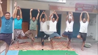 जयसिंहपुर: बगिया चौराहे पर योग कार्यक्रम का आयोजन हुआ, लोगों ने लिया प्रतिभाग
