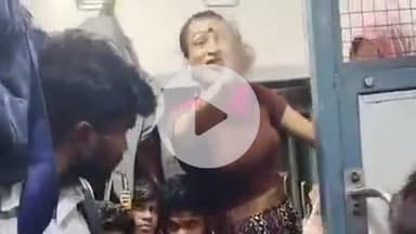 झांसी: झांसी स्टेशन से ट्रेन में चढ़ा किन्नर जनरल कोच में यात्रियों से पैसे मांग रहा, ना देने पर यात्रियों को दी गाली-गलौज