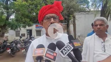 देेेवरिया: सपा सांसद रमाशंकर विद्यार्थी ने बीजेपी पर साधा निशाना, कहा- यूपी में जंगलराज कायम है