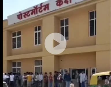 ग्वालियर गिर्द: ई-रिक्शा के नीचे दबने से डेढ़ साल के बच्चे की मौत