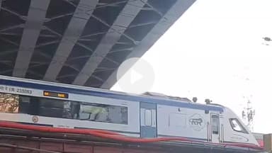 झांसी: बरौनी मेल समेत 10 ट्रेनें प्रभावित, पूर्वांचल और बिहार के सफर पर जाने से पहले जान लें स्थिति, रेलवे ने जारी की सूचना