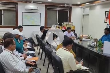 कांके: समाहरणालय में उपायुक्त ने जगन्नाथपुर रथयात्रा के सफल आयोजन को लेकर की बैठक