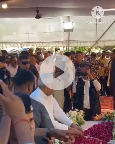 पटेढ़ी बेलसर: मुख्यमंत्री नीतीश कुमार ने वैशाली विधायक के पिता बिपिन पटेल के श्राद्ध कार्यक्रम में नगवां गांव में भाग लिया