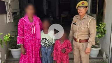 रामपुर: थाना खजुरिया क्षेत्र से एंटी-रोमियो टीम ने गुम हुई दो नाबालिग बच्चियों को उनके परिजनों से मिलवाया