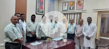 रायसिंहनगर: रायसिंहनगर नगर पालिका अध्यक्ष मनीष मोहन ने विभिन्न गणमान्य लोगों से मुलाकात की, कार्यों का किया अवलोकन