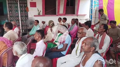 आलमनगर: आलमनगर मुख्यालय में भाकपा द्वारा मनाई गई स्वामी सहजानंद सरस्वती की पुण्यतिथि