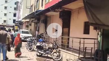 विजयनगर मार्केट में नगर निगम द्वारा 18 दुकानदारों को मिला नोटिस, नगर निगम से फिर से आवंटित करने की मांग
#jansamsya