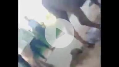 फिरोज़ाबाद: गांव किशनदास पुरा इलाके में दो पक्षों के बीच जमकर चले लाठी-डंडे, घटना का लाइव वीडियो आया सामने