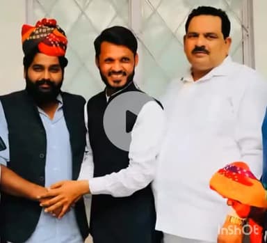 लाडपुरा: जश्न-ए-पैदाइश की दिली मुबारकबाद
मौसूफ़ जनाब भाई सलमान परतापगढ़ी साहब को
आपके यौमे पैदाइश के मुबारक मौके पर दिल से दुआगो