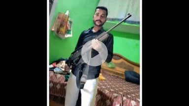 ठाकुरद्वारा: ठाकुरद्वारा क्षेत्र में राइफल लहराते हुए रील बनाने वाले युवक का वीडियो सोशल मीडिया पर वायरल, पुलिस जांच में जुटी