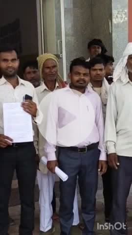 उच्चैन: खटनावली गांव में पेयजल समस्या से जूझ रहे ग्रामीण जिला कलेक्टर से मिले, पेयजल पाइपलाइन ठीक कराने की मांग की