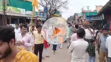 मांगरौल: मांगरोल में गाजे-बाजे के साथ निकाली गई भगवान जगन्नाथ की रथ यात्रा, जगह-जगह पुष्प वर्षा कर किया गया स्वागत