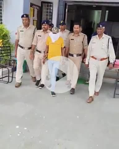 खरगौन: गोगावां और हेलापड़ाव पुलिस ने 6 किलो 870 ग्राम गांजे के साथ 2 लोगों को किया गिरफ्तार