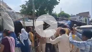 बहादुरगढ़: नगर परिषद व यातायात पुलिस की संयुक्त टीम ने वेस्ट जुआ ड्रेन झुग्गियों सहित अन्य मार्गों से अतिक्रमण हटाया