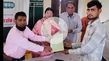 टोंक: जिला प्रमुख सरोज बंसल ने ग्राम पंचायत सोरन में आयोजित शिविर में ग्रामीणों को आवासीय पट्टे वितरित किए