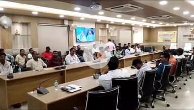 सिंगरौली: मध्यप्रदेश राज्य बाल अधिकार संरक्षण आयोग की सदस्य की अध्यक्षता में अंतरविभागीय समीक्षा बैठक सम्पन्न