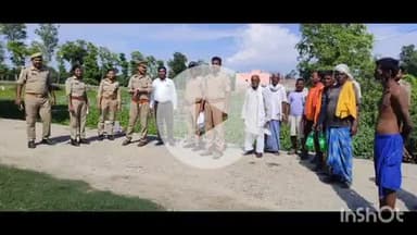 तुलसीपुर: भारत-नेपाल सीमा क्षेत्र के पचपेड़वा थाना अंतर्गत शंकरपुर कला में आगामी त्यौहार की दृष्टिगत पुलिस ने की बैठक