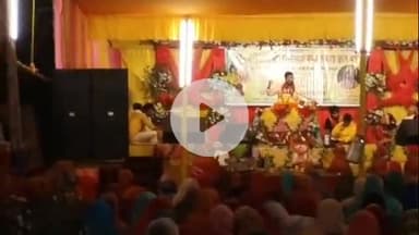 बलिया: सदानंदपुर बड़ी ठाकुरबारी में श्रीमद् भागवत कथा सप्ताह ज्ञान यज्ञ में उमड़ी श्रद्धालुओं की भीड़