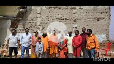 सिसई: भदौली कुदरा दुर्गा मंदिर के जर्जर भवन को तोड़कर नवनिर्माण के लिए गणमान्य लोगों की उपस्थिति में हुआ शिलान्यास