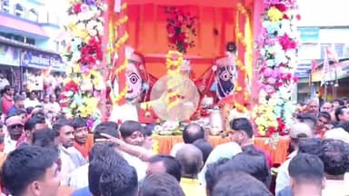 बेरो: बेडो: इटकी में महाप्रभु श्री जगन्नाथ रथारूढ़ होकर मौसीबाड़ी पहुंचे, भक्तों ने श्रद्धा से की रथयात्रा