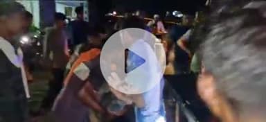 पूर्णिया पूर्व: मटिया चौक के समीप सड़क दुर्घटना में बाइक चालक गंभीर रूप से घायल, तेज रफ्तार का कहर